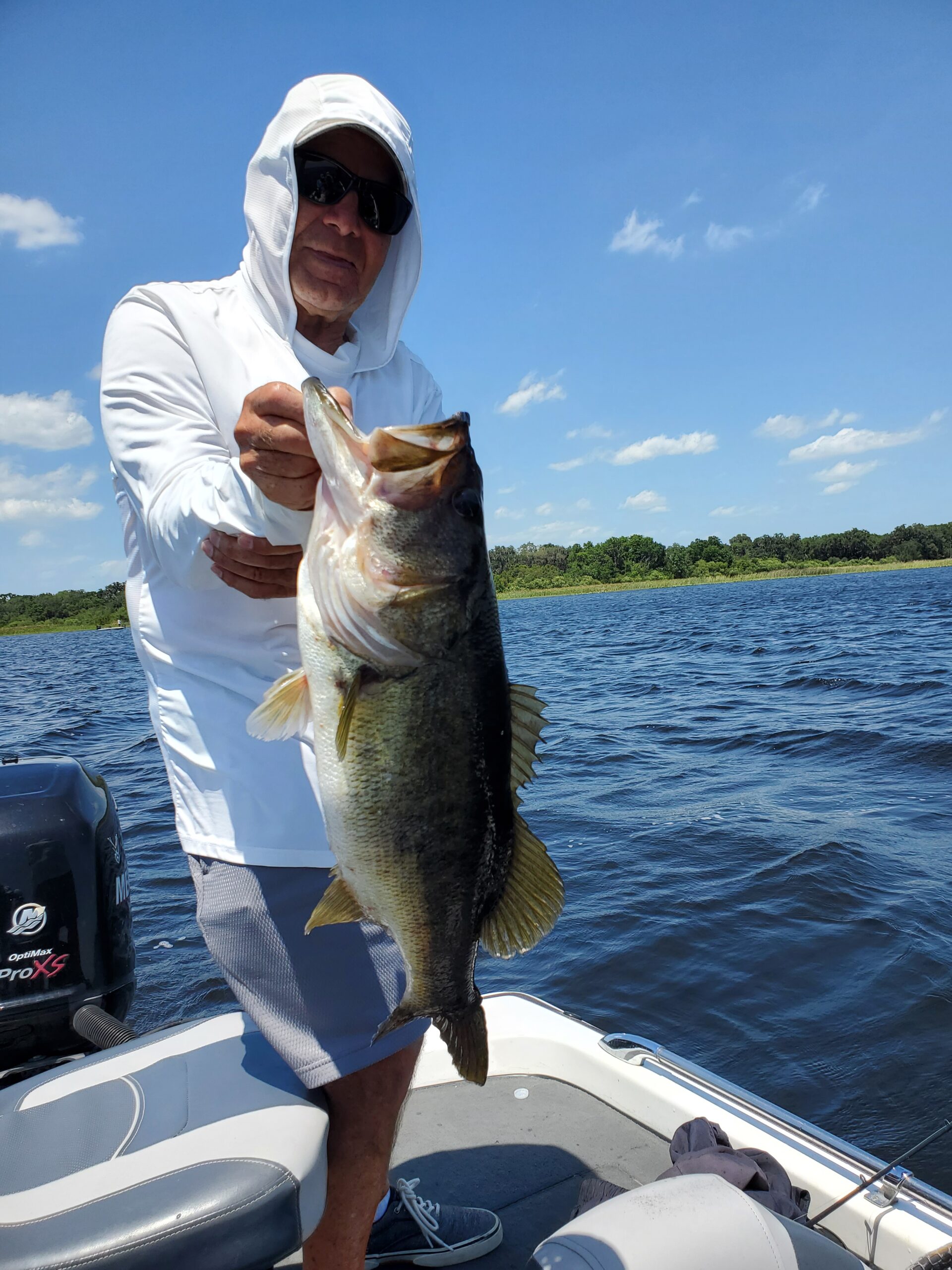 4 Tips to Catch Giant Florida Spawning Bass - In-Fisherman